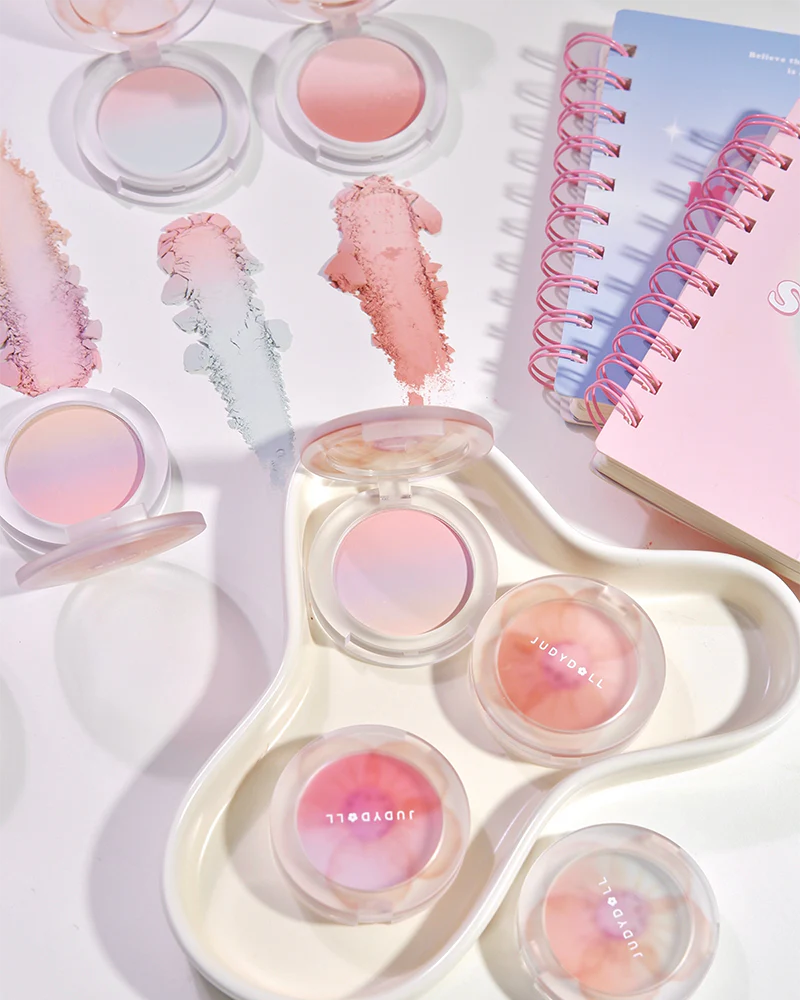 JUDYDOLL Flower Gradient Blush - Image 11