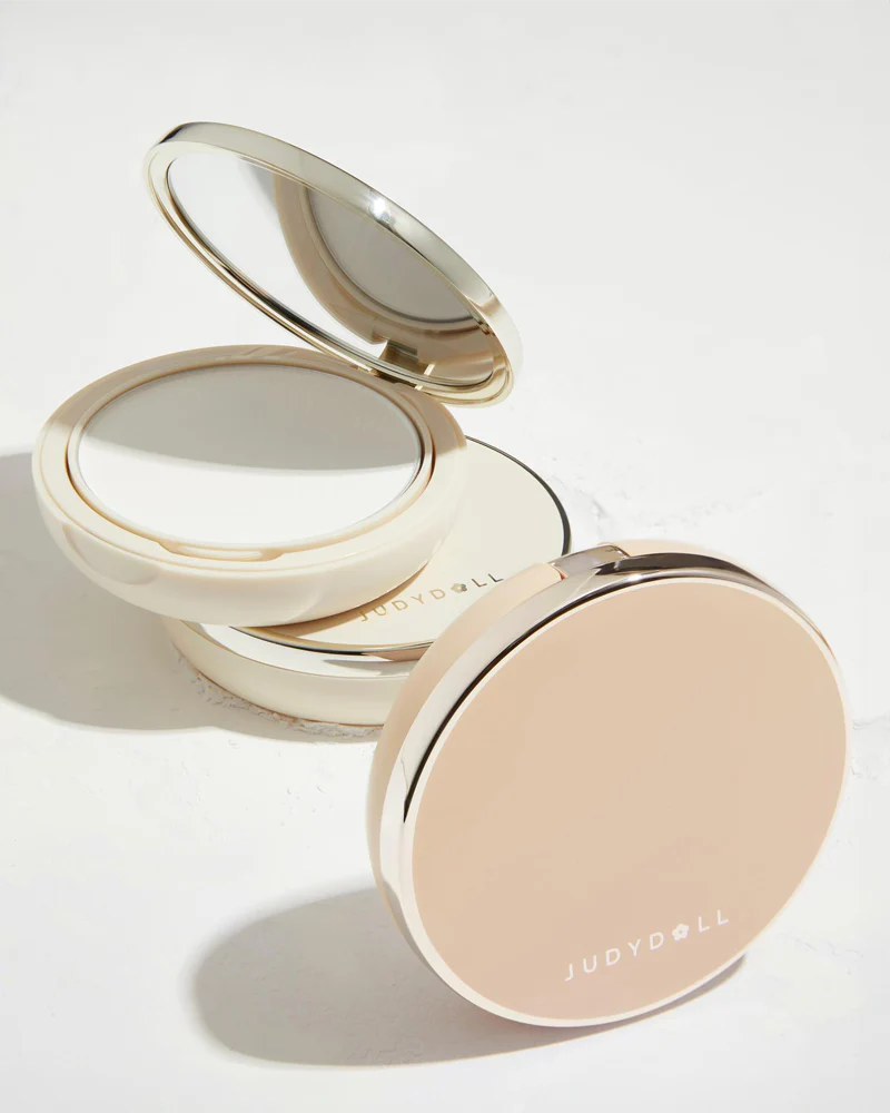 JUDYDOLL Oil-Control Matte Pressed Powder - Image 4
