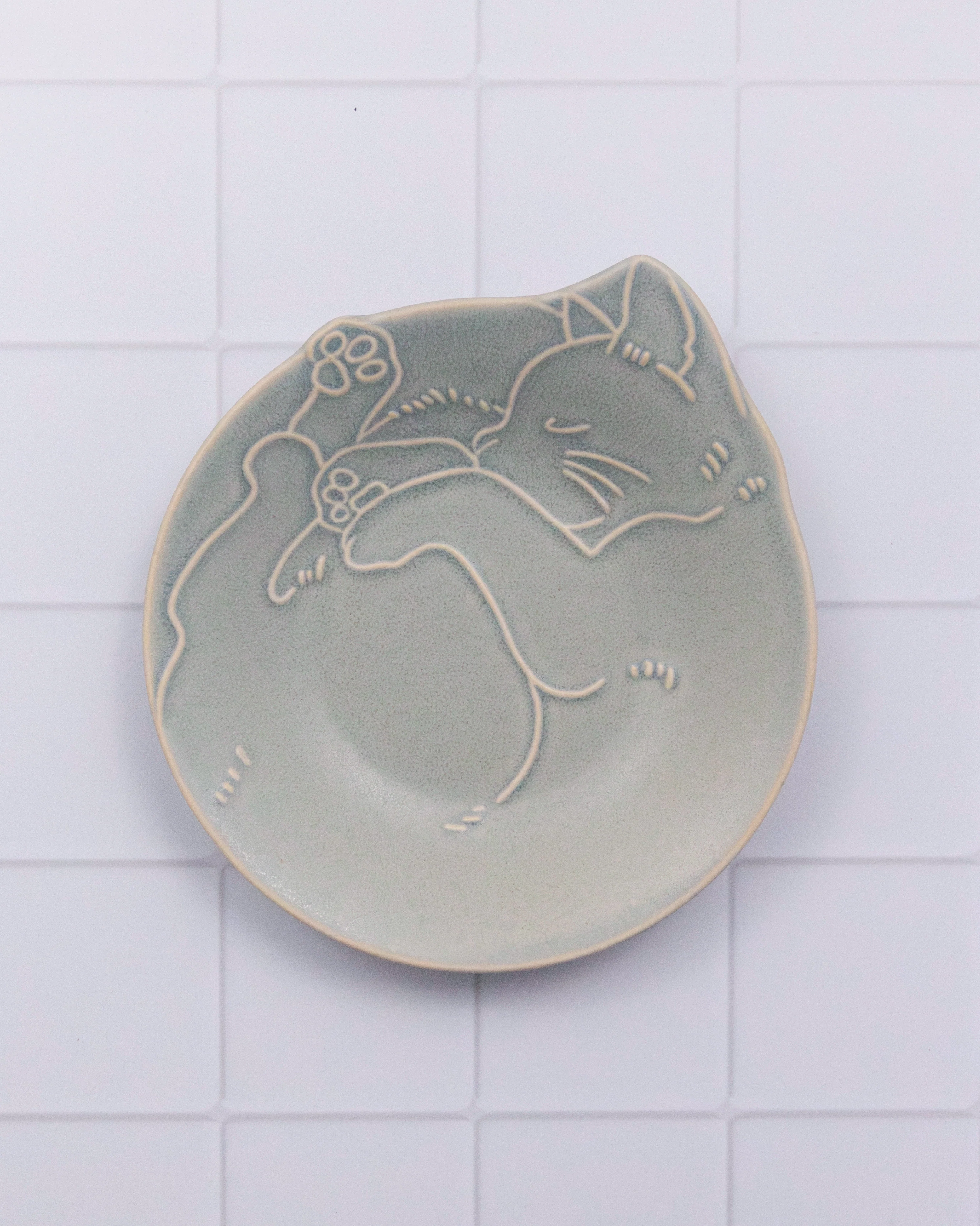 Yamagotouki Mino Ware Small Plate Cat - Image 9